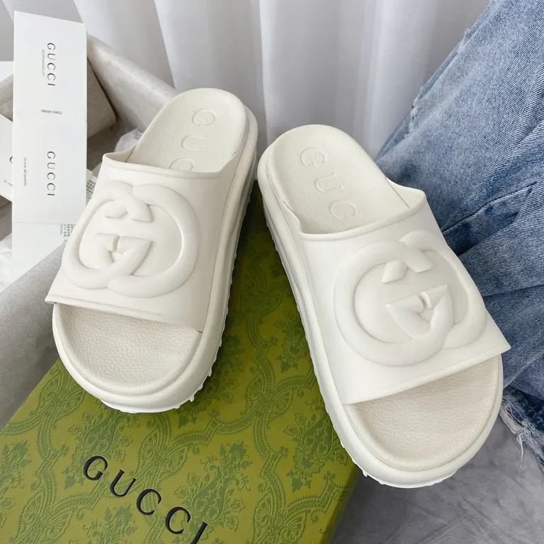 Gucci Shoe 